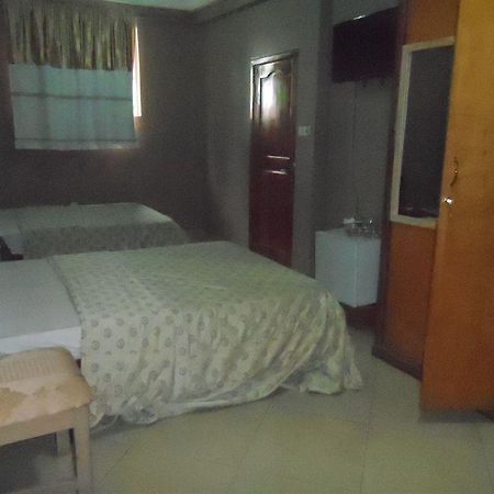 Yegoala Kumasi Exterior photo