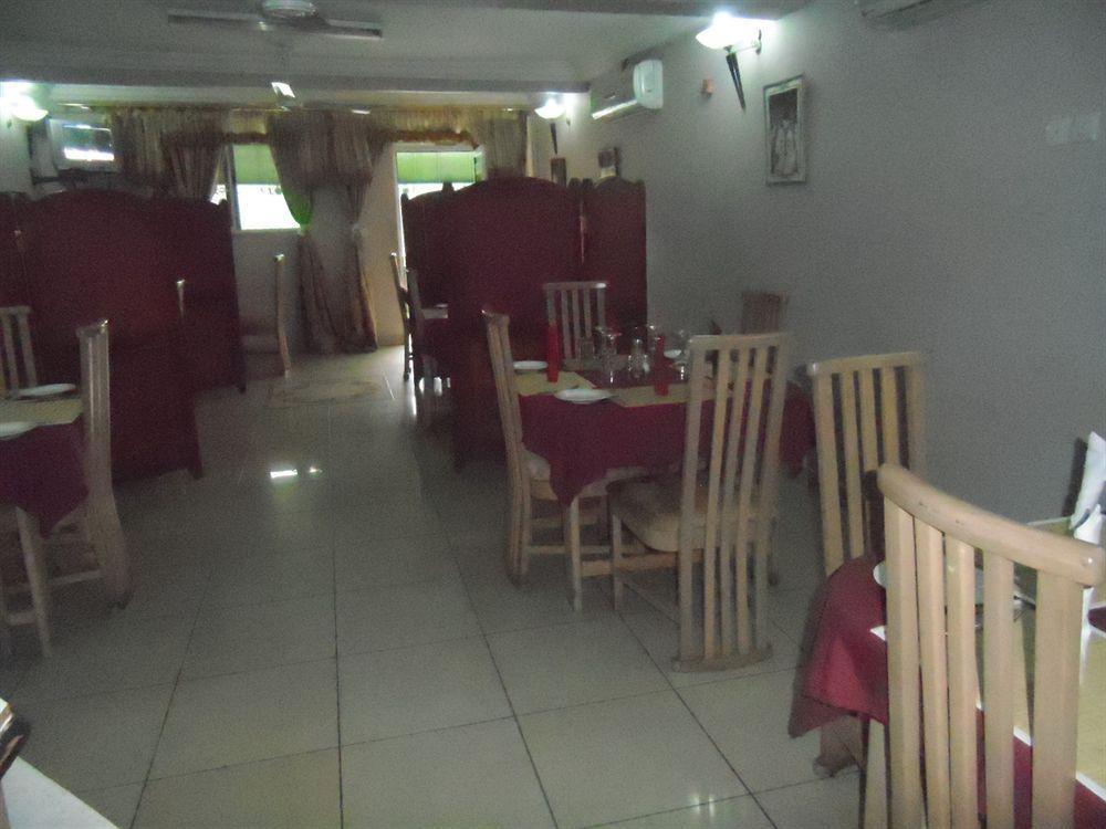 Yegoala Kumasi Exterior photo